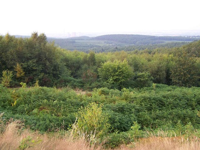 View from Castle Ring by Geoff Pick, CC BY-SA 2.0