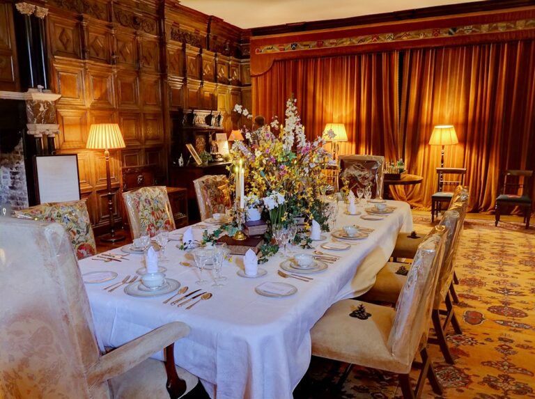 Coughton Court Dining Room by David Dixon, CC BY-SA 2.07