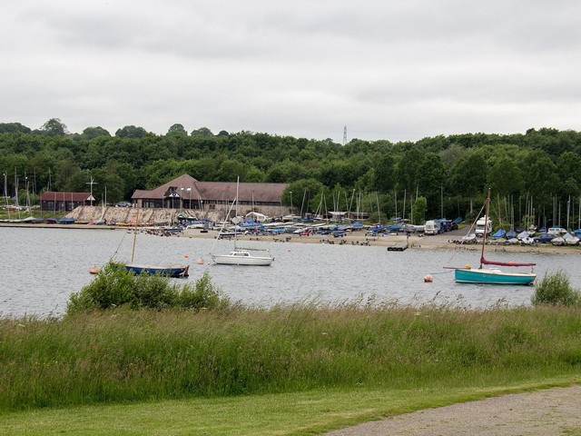 Carsington Water by Mike Peel, CC BY-SA 4.0