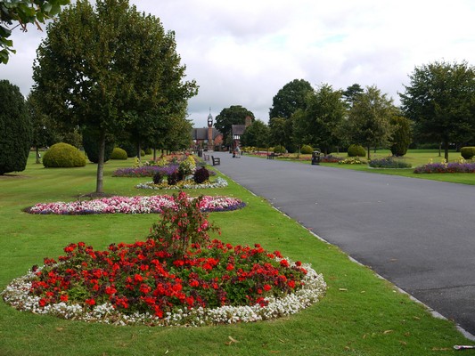Queens-Park-Crewe-by-Barbara-Moth-Cheshire-GT-scaled