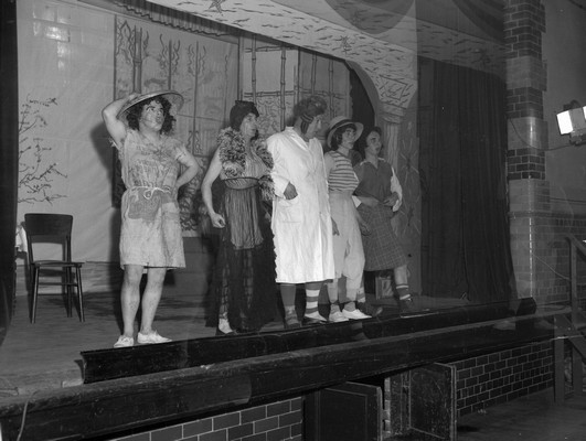 Chirk 'Pantomaniacs' pantomime