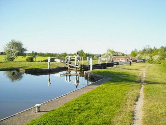 Aston Lock By Tessa Hayman - Own work, CC -SA 4.0